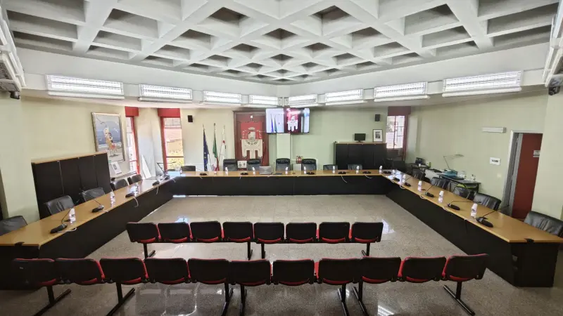 Efficient hybrid meeting solution for the city of Pula.