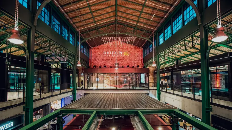 Hala Koszyki from inside