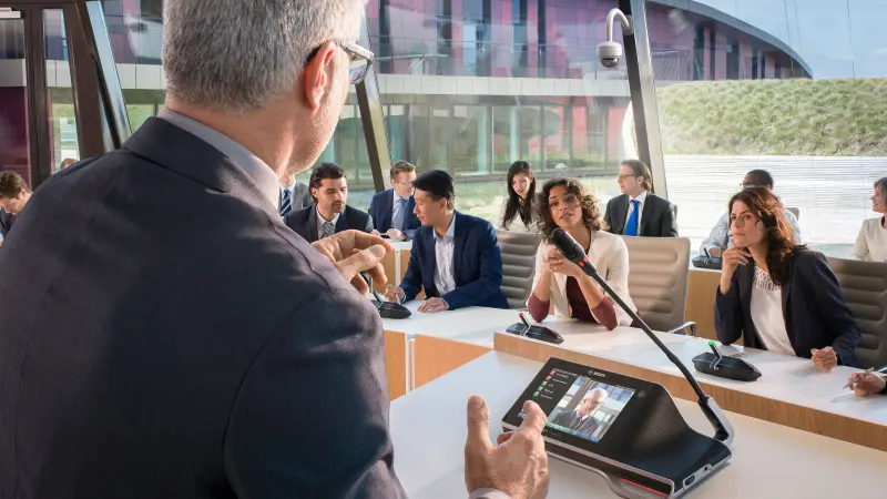 Meeting chairman using DICENTIS Conference system devices